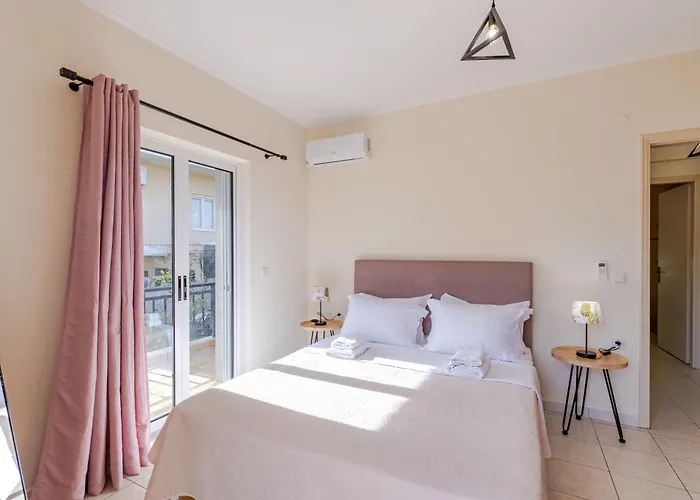 Stacy's Comfort 莫奈姆瓦夏